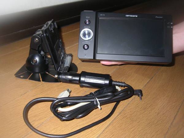 カロッツェリア ポータブルナビ AVIC-T10中古_2