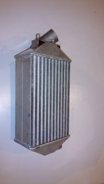 ランチアデルタ用　アルミインタークーラー