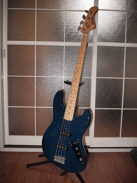 Bucchus UNIVERSE バッカス ジャズベース BJB-300M