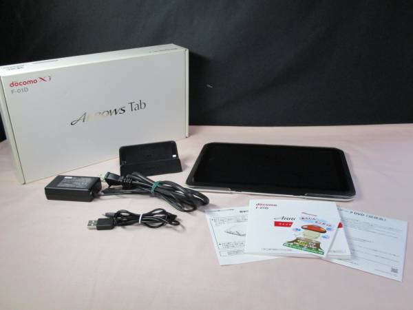 鶯】 ドコモ 富士通 アロー タブレット F-01D 中古美品