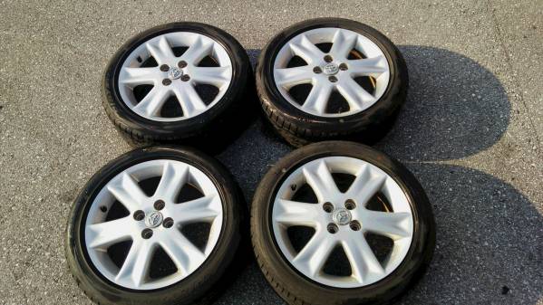 美品　NCP91 ヴィッツRS　195/50　ブリヂストン　PCD100