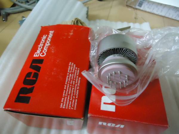 送信管　8122　中古品　2本 RCA & Burle