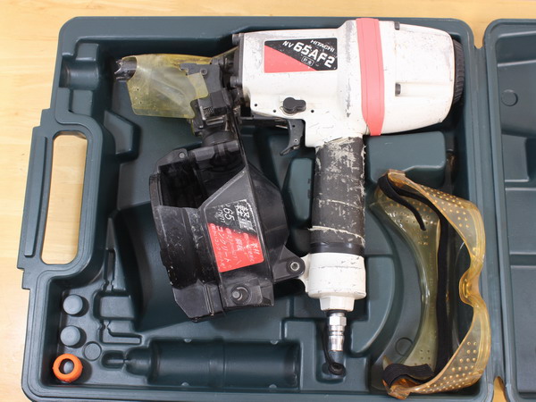 ●HITACHI/日立/ 65mmロール釘打機/ NV 65AF2 /使用感有り●