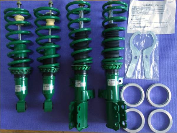 美品 トヨタWISHウィッシュZGE20W 車高調 テインSTREET BASIS