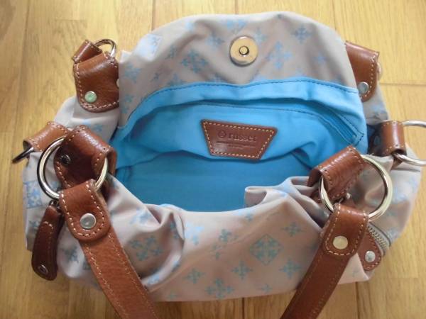 【美品】russet ラシット 2WAY メタリック 編み込み ショルダーバッグ russet 2Wayミニショルダーバッグ ピンク×水色 美品 ラシット ら
