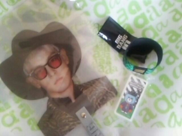 ★BIGBANG★TOPグッズ３点/ミントタブレットうちわリストバンド