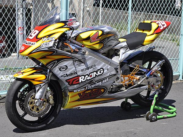 NSR250R | T2Racing MC21 HONDA T2Racing制作 SE 車両入庫！！ ホンダ