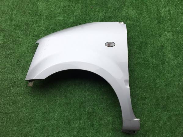 AZワゴンFX SスぺシャルMJ21Sフロントフェンダー左銀シルバーZ2S