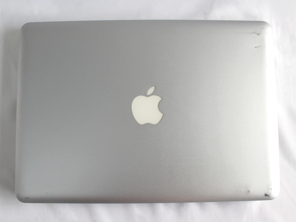 人気商品・通販 Apple MacBook 13-inch MB466J/A 2.0GHz 2GB 160GB