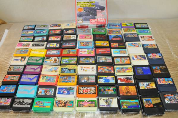 ファミコン互換機＋ファミコンソフト８４本ジャンク