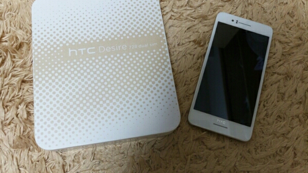 【中古美品】SIM フリー 台湾版 Desire 728 Dual SIM