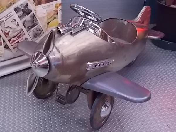 飛行機ペダルカー レアアイテム　上物　デッドストック NOS