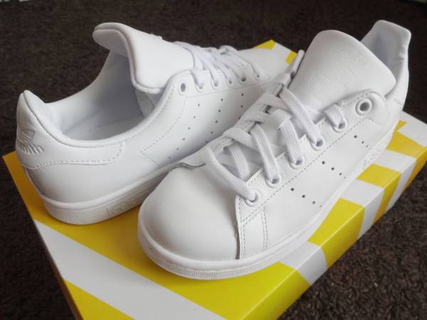 美品 アディダス スタンスミス オール ホワイト 22.5 S75104