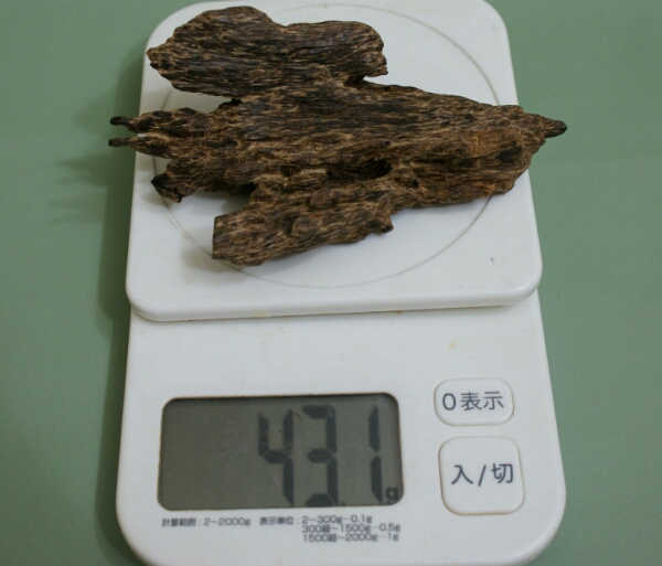 天然 香木 伽羅 沈香 ボルネオ島産 43 gr KA1