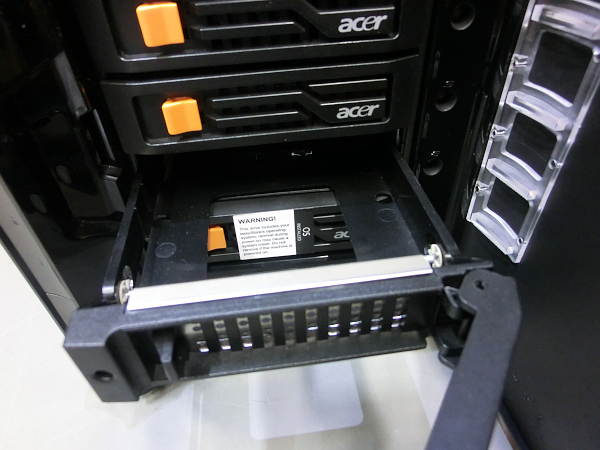 45964. acer / ASPIRE easyStore H340 ホームサーバー 2016年9月