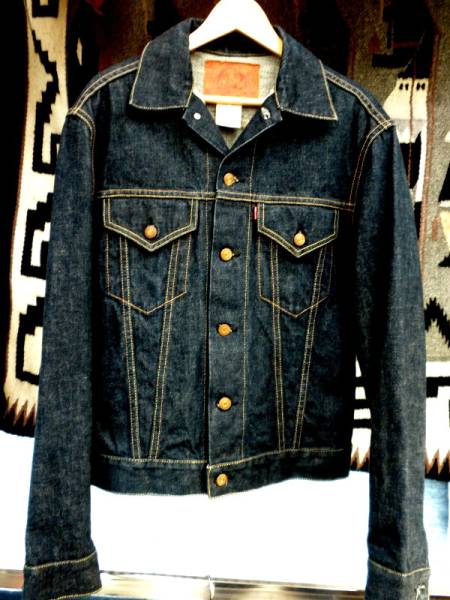 美品】 EVISU エヴィス 1557 3rd デニムジャケット 38/2b0019 美品】 EVISU エヴィス 1557 3rd デニムジャケット 38/2b0019