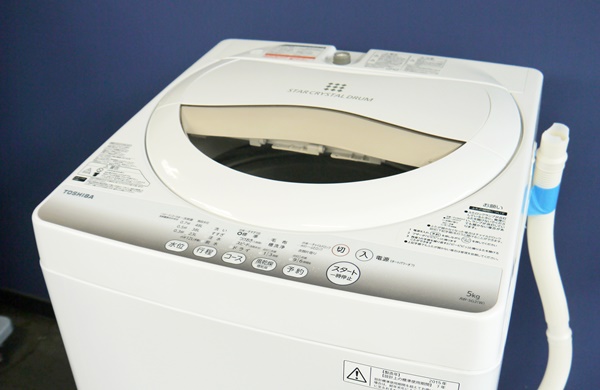 ◎送料無料埼玉/東京(美品 2015年)東芝 全自動洗濯機 5kg AW-
