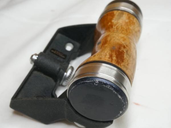 ☆PENTAX67用 木製グリップ☆ PENTAX 6x7 67用木製グリップ | カメラ用