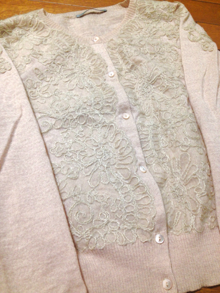 イタリア製 美品　ERMANNO SCERVINO カーディガン レース刺繍 ERMANNO カーディガン イタリア製 SCERVINO 刺繍 メルカリ - 極美品