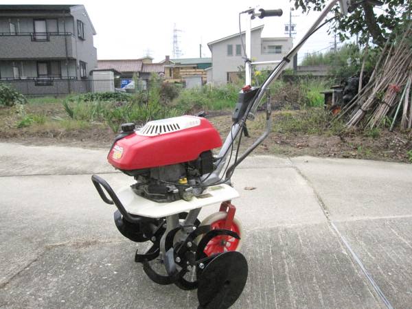 程度抜群ですよ♪　ホンダミニ管理機Ｆ２００　秋の畑ふっかふか