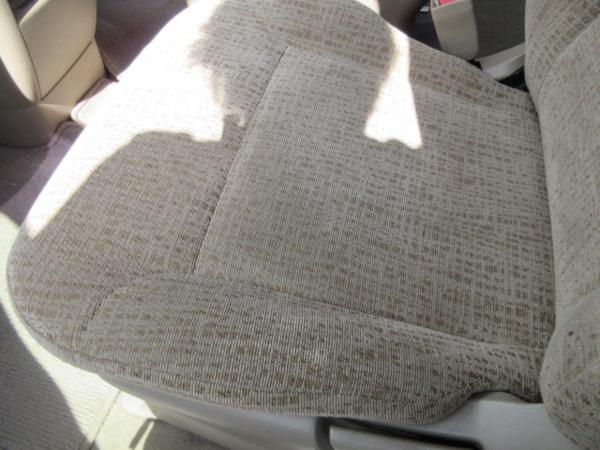 RF3 ステップワゴン 助手席側シート