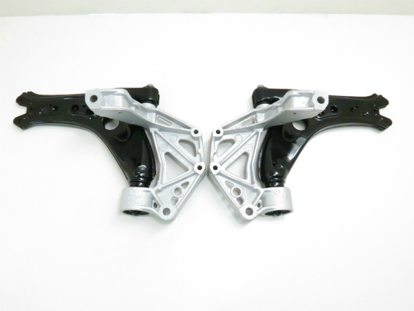 フォルクスワーゲン⁄VW フロント ロアアーム 左右 SET ポロ/9N