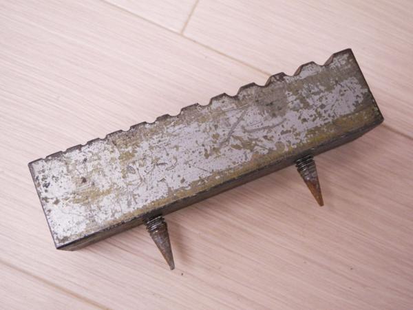 ◇彫金用木台 金床付 高さ46cm カナヅチ付き 彫金道具 |