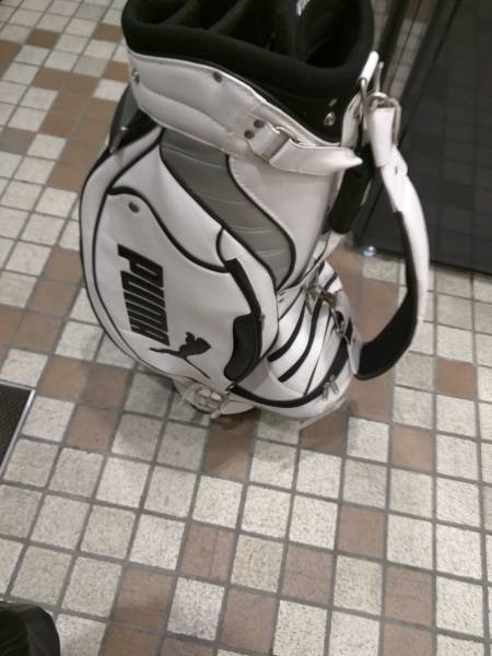 プーマ　ゴルフキャディバッグ