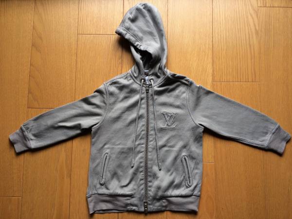 ルイヴィトン キッズ　パーカー　美品　サイズ4