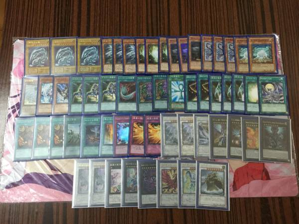 遊戯王 日版スーパー以上約6000枚 青眼エクストラ ゴールドなし