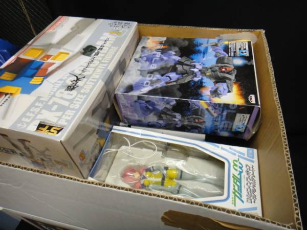 Yahoo!オークション □フィギュア□未開封ジャンクガンダム関連