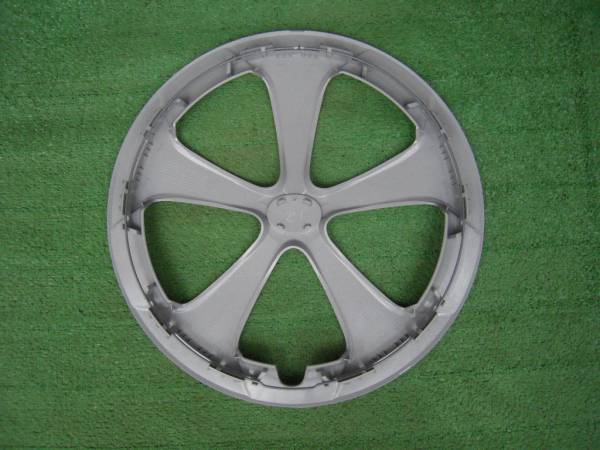 純正プリュウス３０系後期15インチ様ホイールキャップ