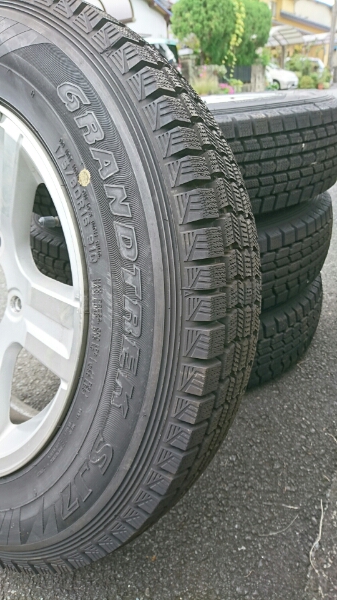 ジムニー純正アルミ 175/80R16 10年製 バリ山