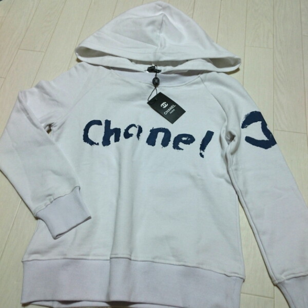 CHANEL ノベルティ プルオーバーパ－カ－男女兼用