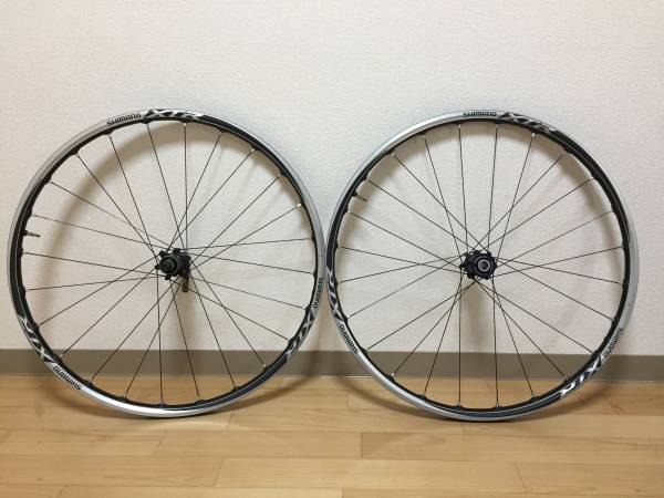 XTR Shimano - Wheelset ☆シマノ 100⁄135mm☆VIAM WH-M985前後☆26インチ