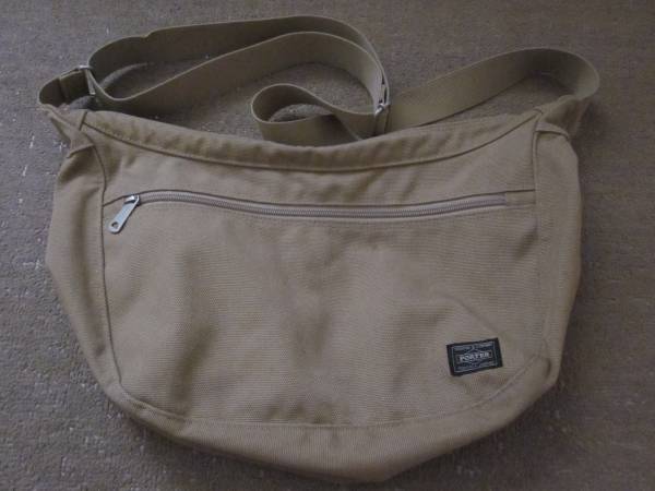 ☆PORTER☆ポーター☆ショルダーバッグ　カーキ☆
