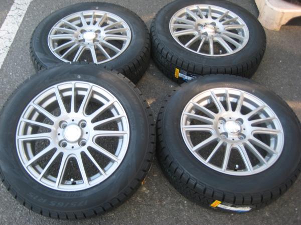 ☆ スタッドレスセット ピレリ175/65Ｒ15 ヴィッツ アクア ☆