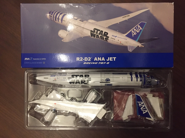 レア！非売品！ANA JET STAR WARS R2-D2 1/200スケール R2-D2 ANA JET