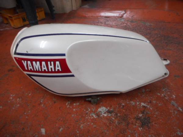 ☆ ＲＺ２５０ ＲＺ３５０ 当時物 純正 ガソリンタンク ☆