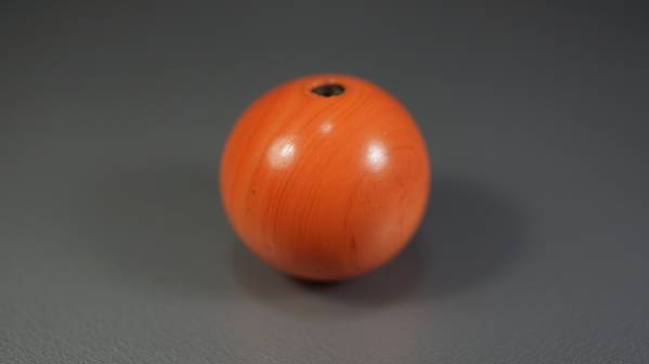 良品質 本珊瑚 玉 緒締玉 髪飾 本珊瑚 サンゴ 根付 緒締玉 18.1mm 7.75グラム 大玉 簪 赤字超特価，