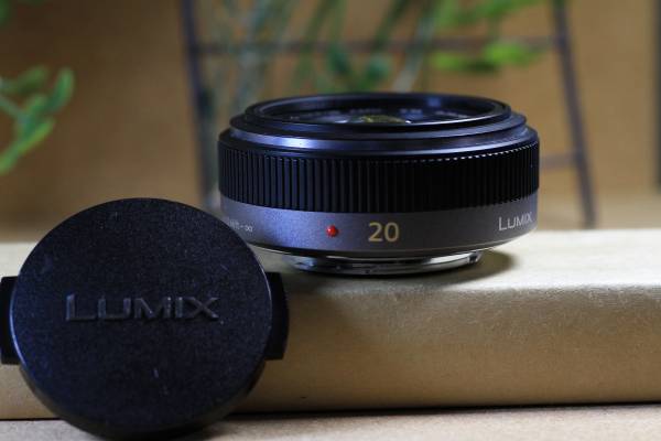 ★Panasonic G1:1.7/20 ASPH 中古★