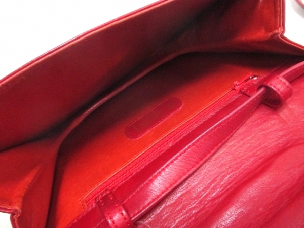 バレンチノガラバーニ ショルダーバッグ レッド レザー