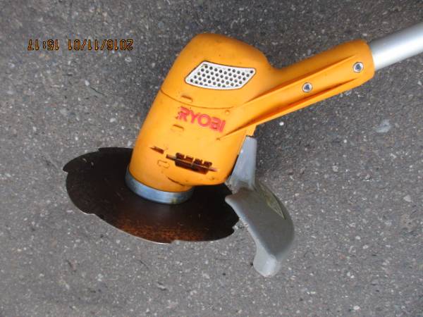 RYOBI 草刈り払い機 AK－1800 PSE 切断機 電動工具