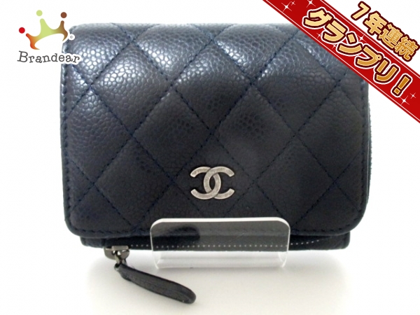 未使用 CHANEL 三つ折り財布 キャビアスキン マトラッセ ブラック 箱付き シャネル 3つ折り財布 マトラッセ ダークネイビー CHANEL ジャンル