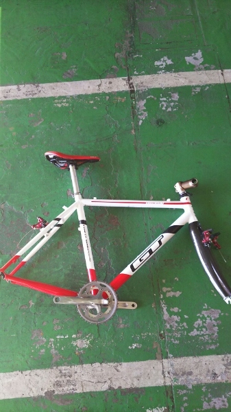 GTシクロクロス フレーム(クランク付き)_2