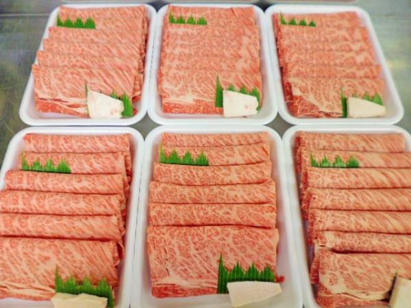 岩手Ａ４　特選和牛肩ロース（すき焼き）　３ｋｇ　（8）