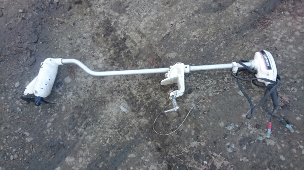 ジョンソン製バッテリー式船外機！作動確認済み！モーター