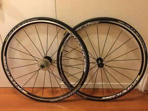 mavic aksiumのYahoo!オークション(旧ヤフオク!)の相場・価格を見る 