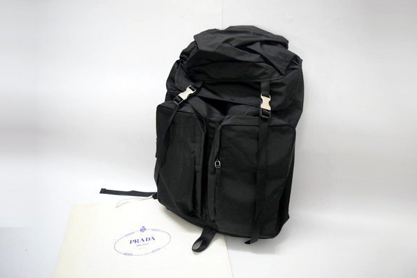 prada プラダ リュックサック 中古 ブラック V136