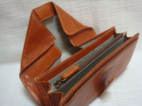 ☆新古品☆Dakotaダコタ/長財布/ギャルソンタイプ/茶